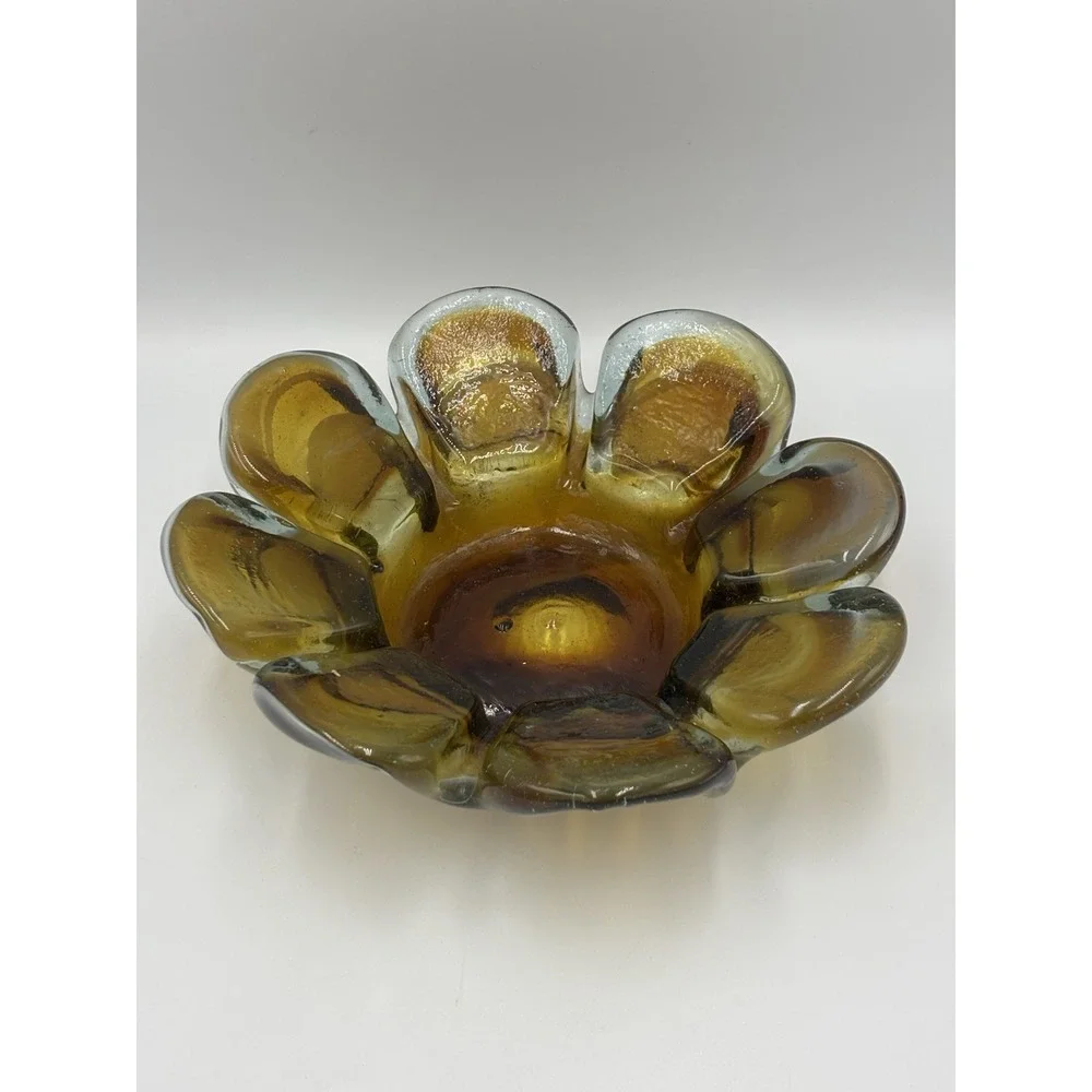 Vintage Art Glass Ashtray Bowl Dish Floral Flower Petal MCM ‎ Whitish Brown